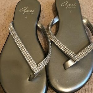 Apri Rhinestone thong sandals